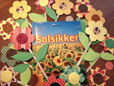 Bog omkranset om solsikker