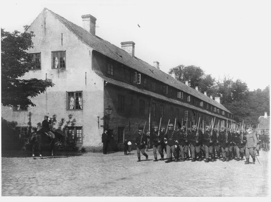 Soldater på Kastellet i 1904