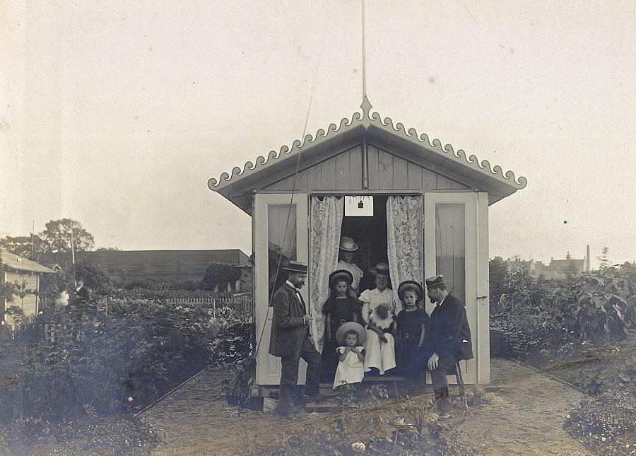 Foto af kolonihave ved Enghave Plads omkring 1900, foto tilhører Københavns Museum
